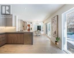 1 Friars Lane, Toronto, ON M9A1T6 Photo 18