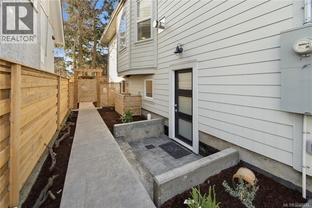  525 Sumas Street, Victoria