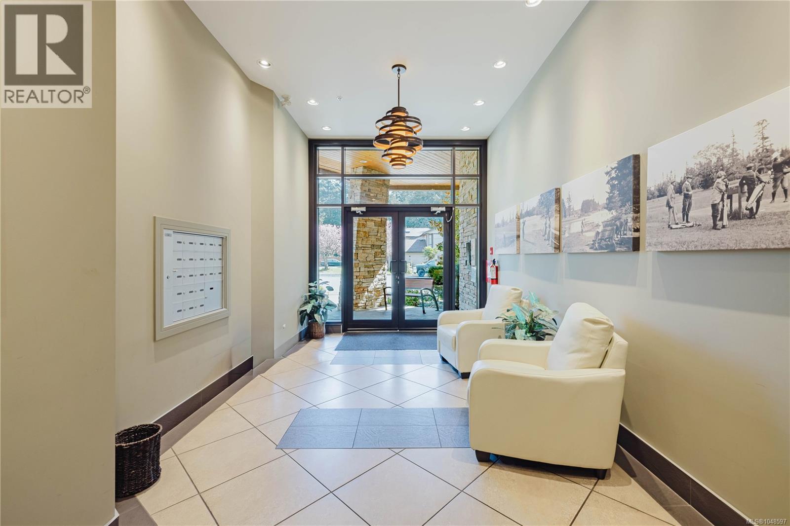 402 2850 Aldwynd Road, Langford