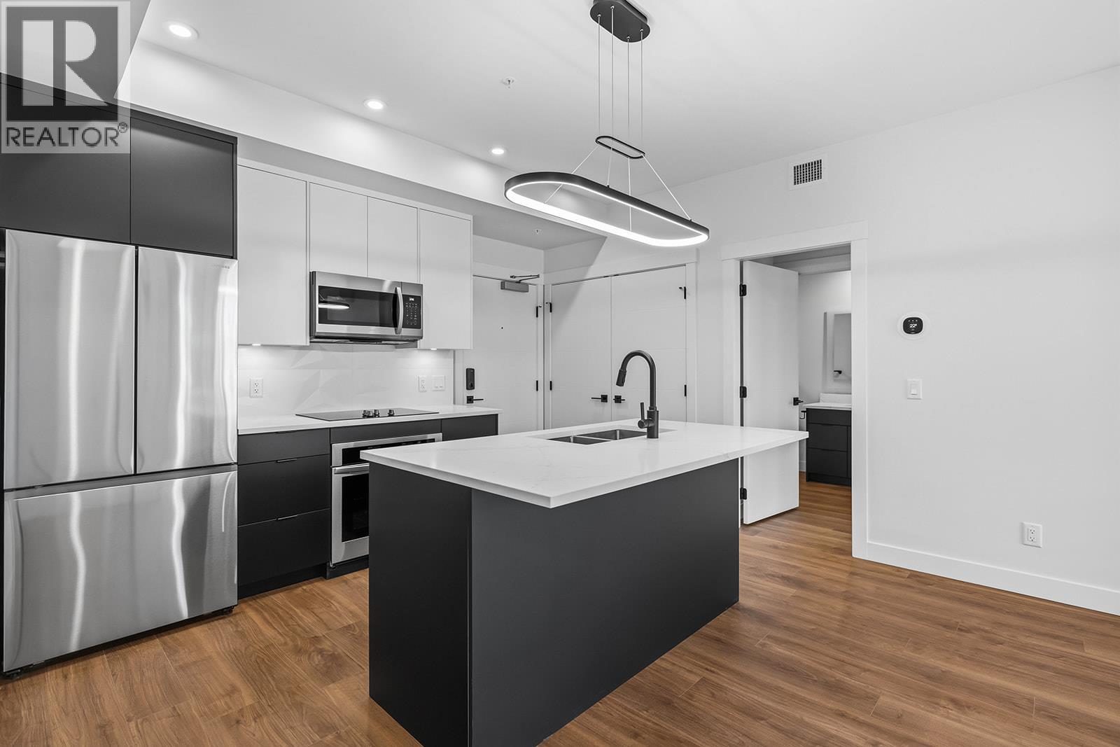 404 1281 Pridham Avenue, Kelowna