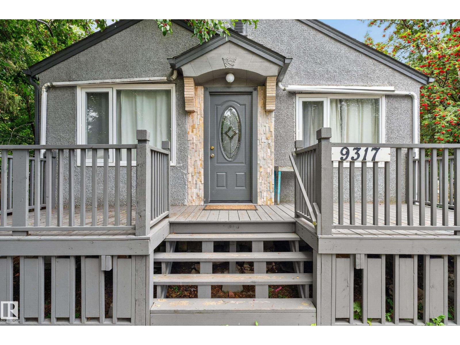 9317 112 AV NW - 1