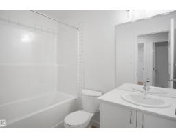 1209 11 Av Nw, Edmonton, AB T6T2W3 Photo 32