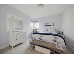 16702 Edgewood Drive, Surrey, BC V3Z9X9 Photo 17