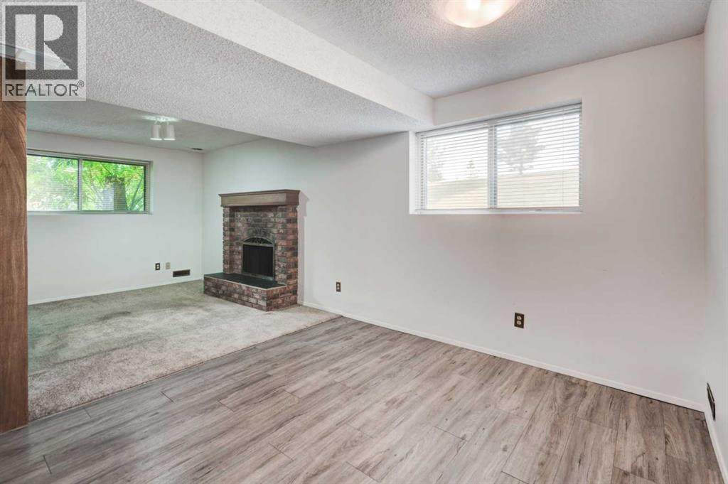 88 Woodfern Rise SW - Image 24
