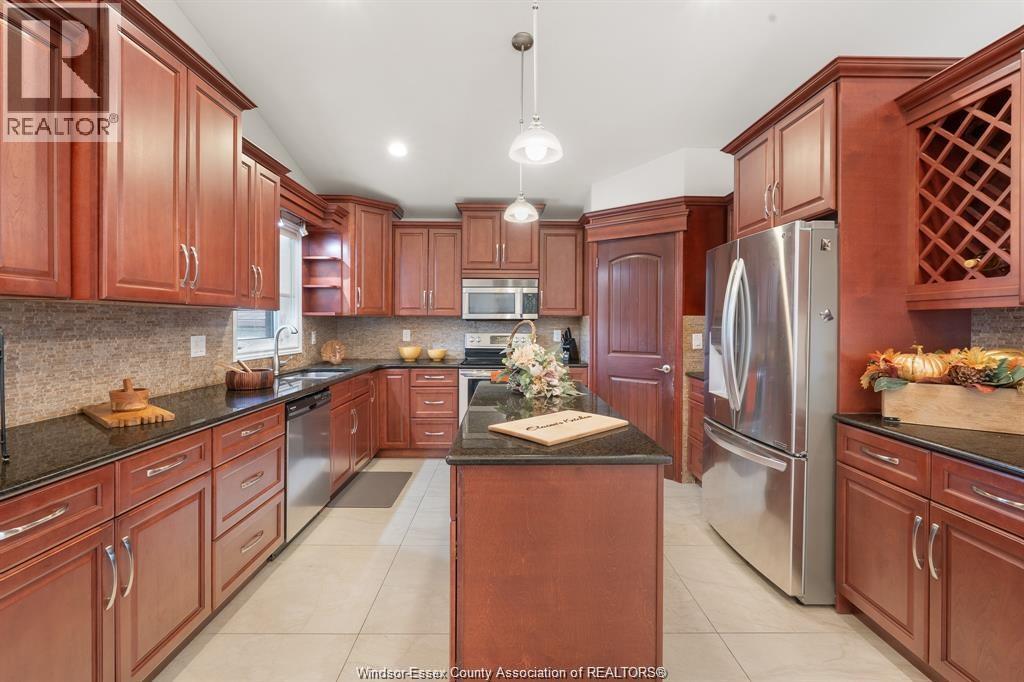 11933 MAISONNEUVE STREET - Image 10