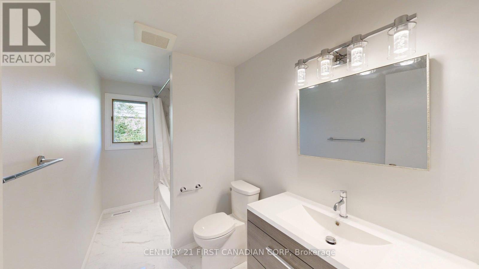 43 WALMER GARDENS - Image 21