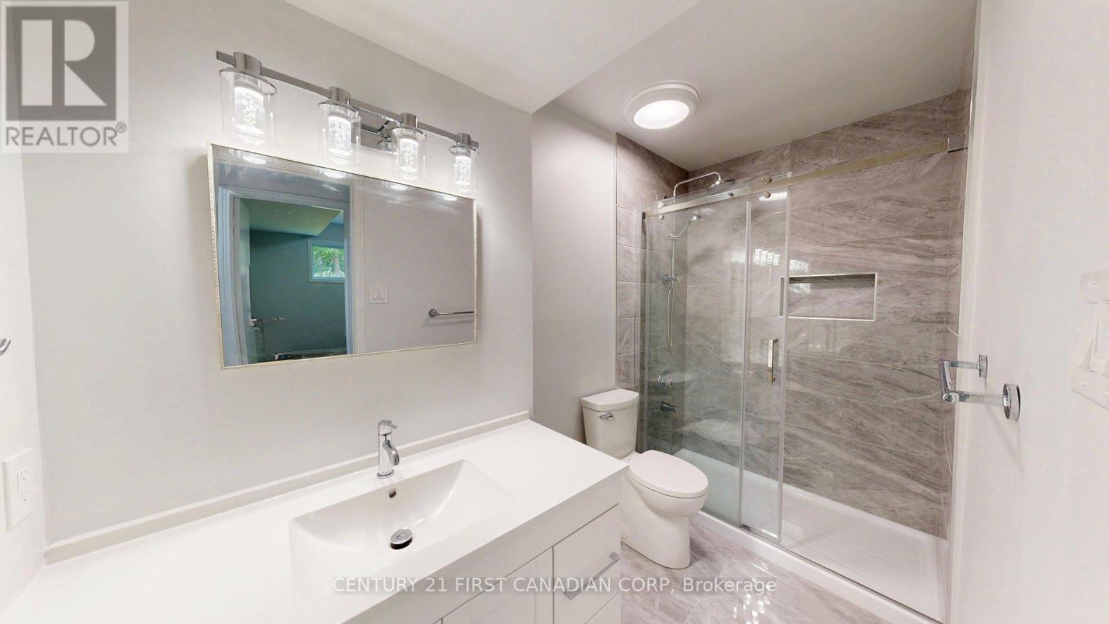 43 WALMER GARDENS - 30
