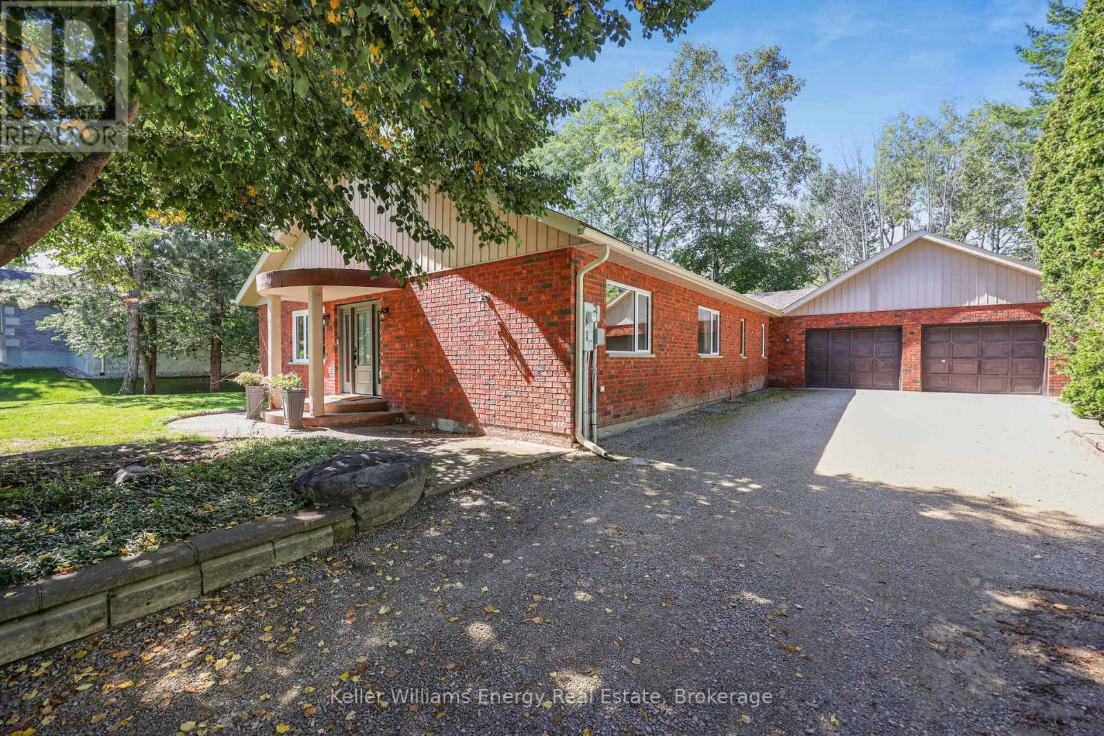 60 BAYSIDE AVENUE - 3