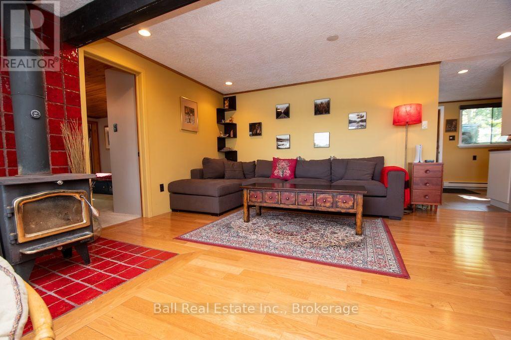 3272 BUCKHORN LANE N - Image 13