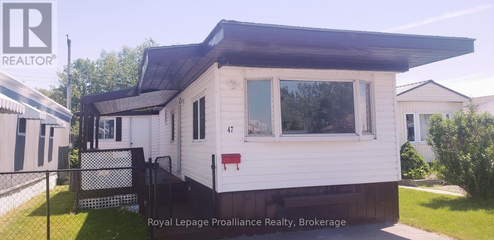 47 - 311 DUNDAS STREET E, Quinte West (Trenton Ward) — photo 3