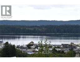 648 Betts Blvd, Port Mcneill, BC V0N2R0 Photo 6