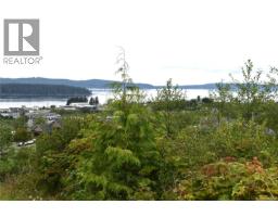 648 Betts Blvd, Port Mcneill, BC V0N2R0 Photo 7
