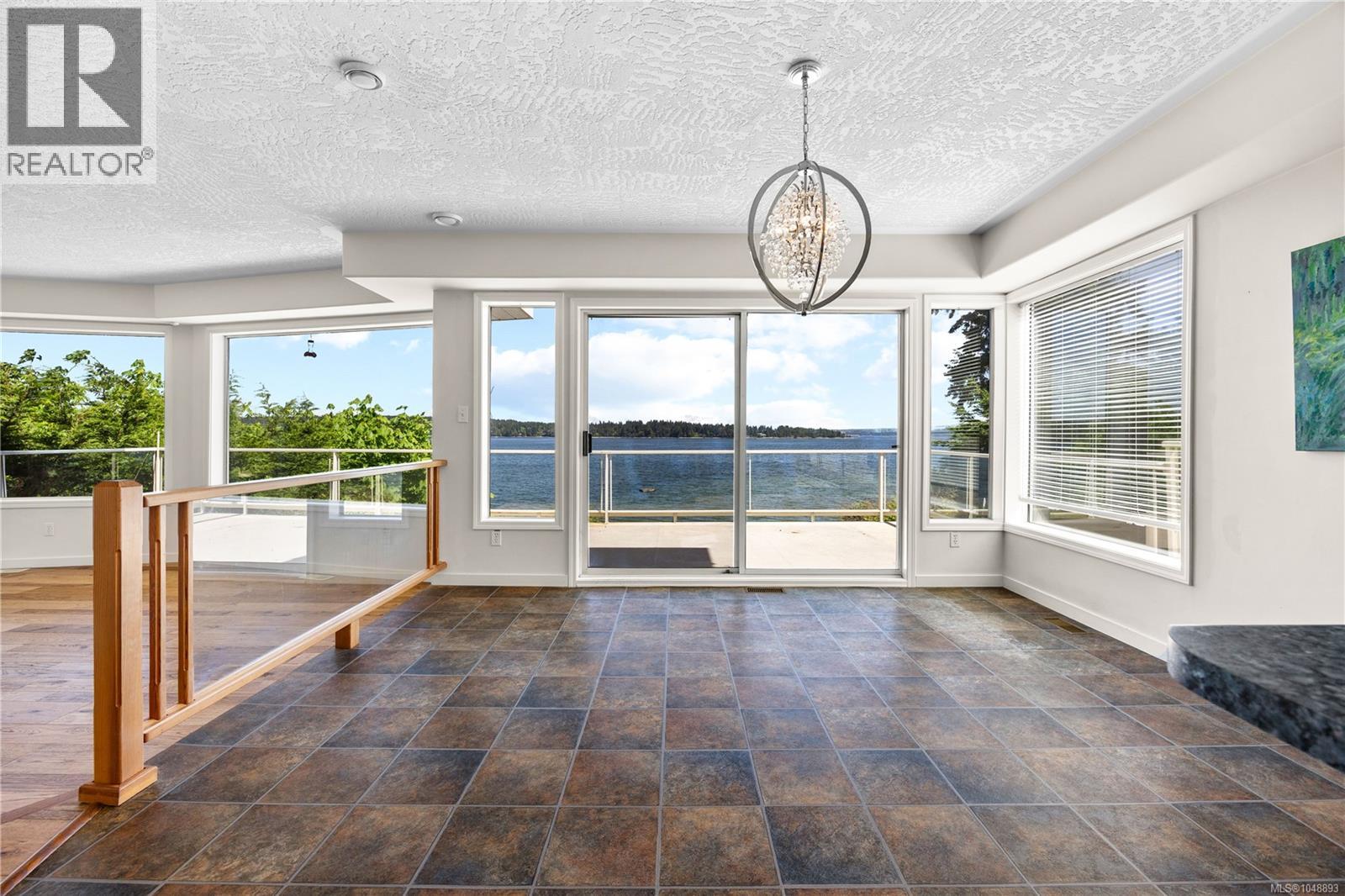 395 Woodley Rd, Ladysmith
