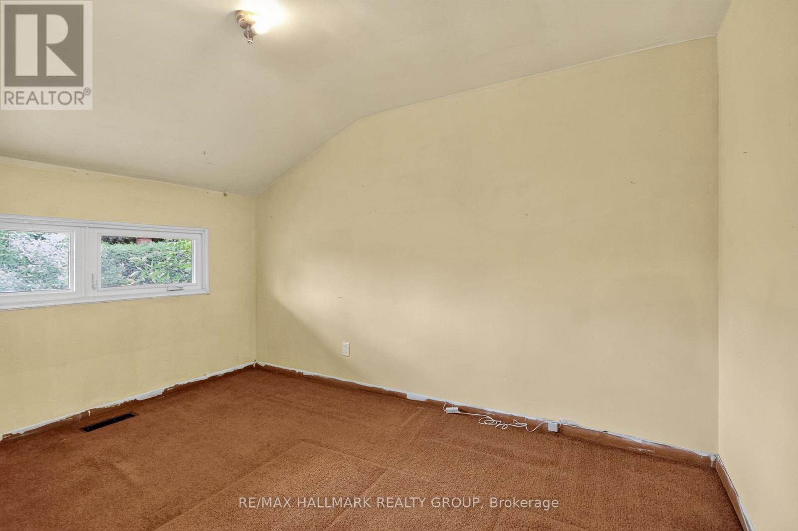118 KNOXDALE ROAD - 9