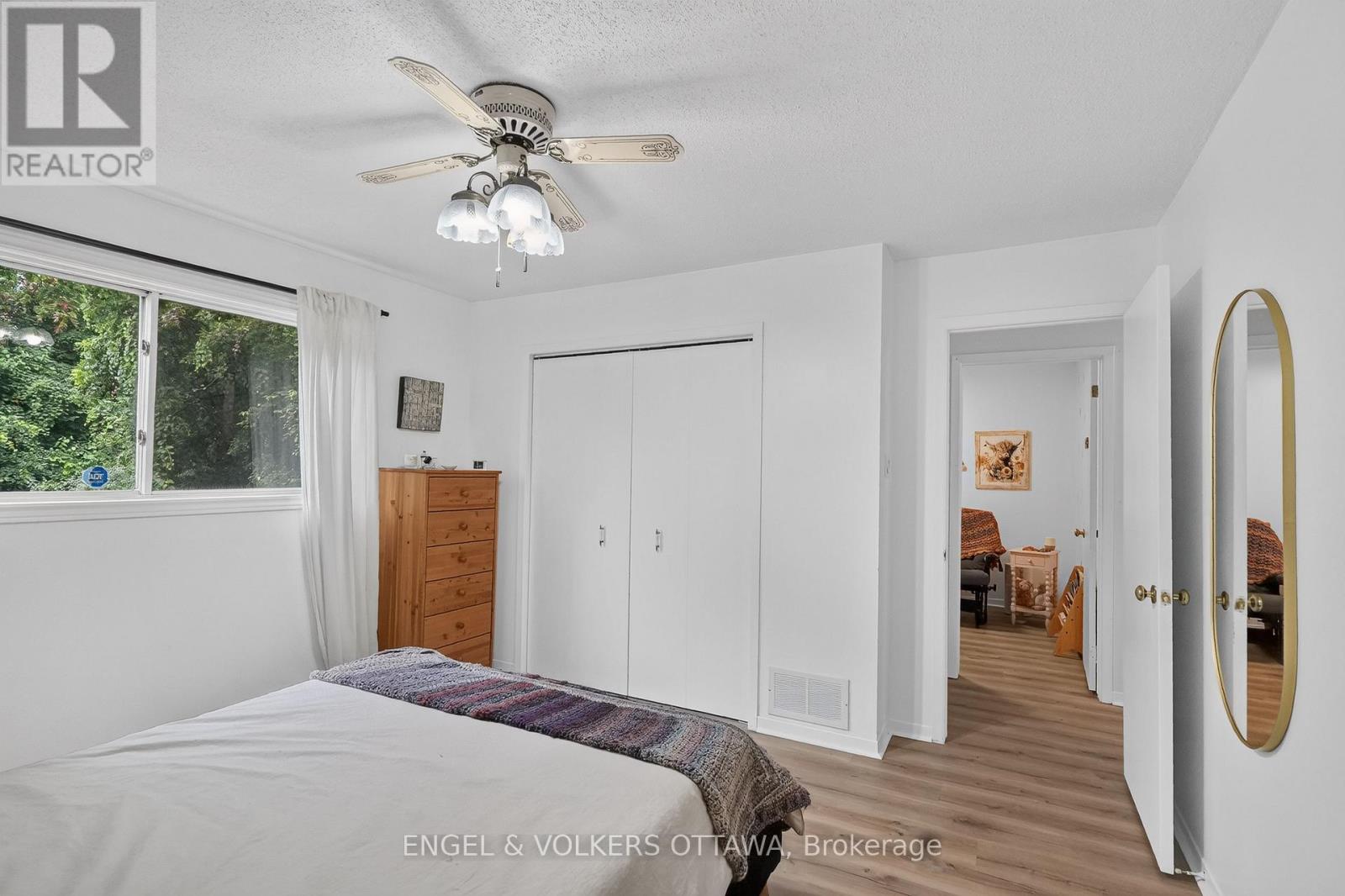3620 ALBION ROAD S - 14