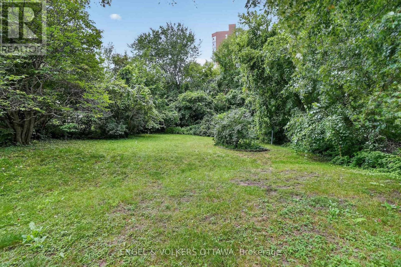 3620 ALBION ROAD S - Image 29