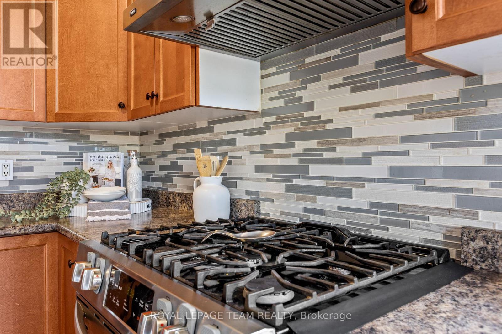 3 Bed, 3 Bath House for Sale in Russell – 408 CENTENAIRE STREET, Russell – MLS# X13756314 - Image 18