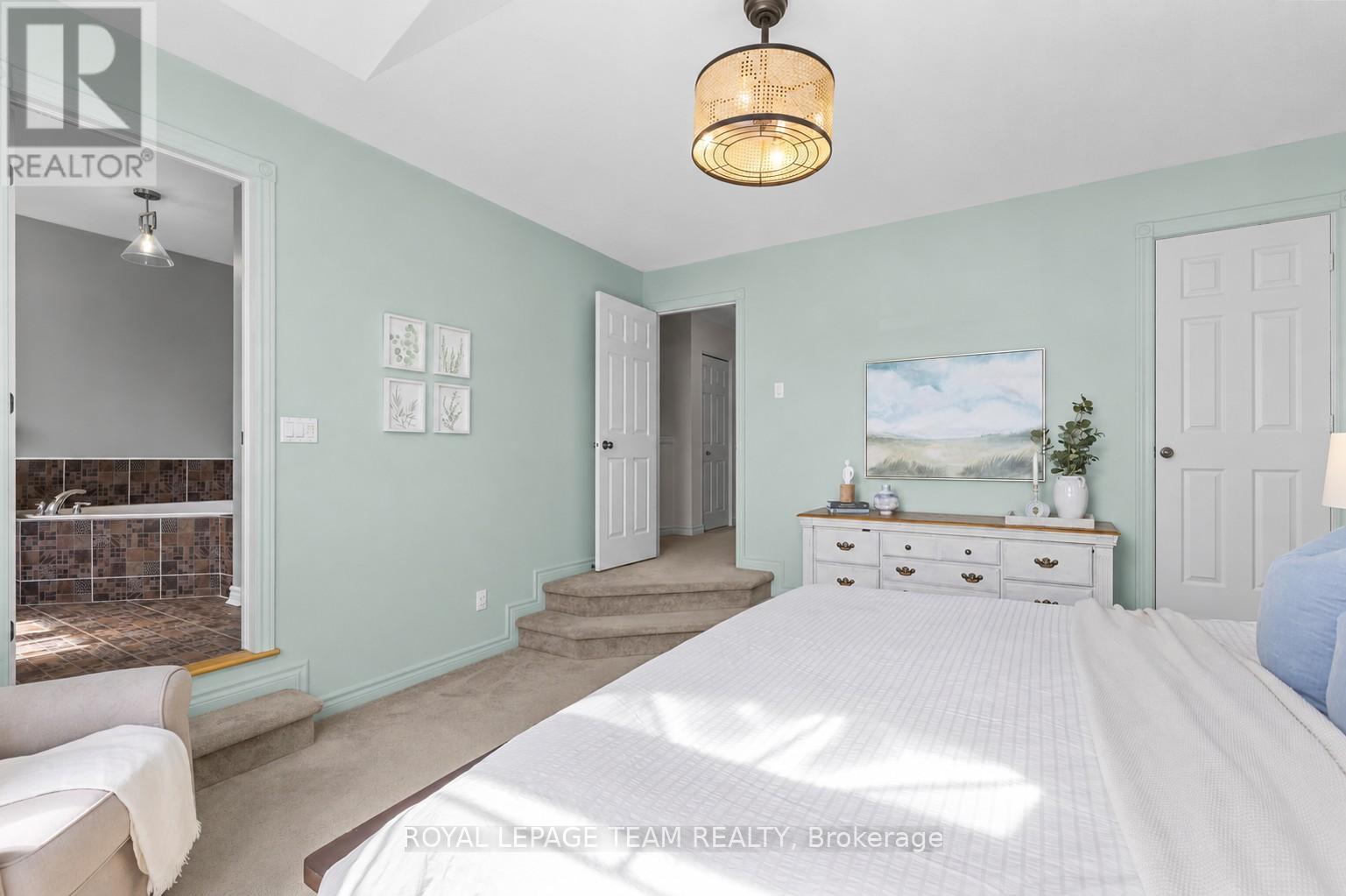 3 Bed, 3 Bath House for Sale in Russell – 408 CENTENAIRE STREET, Russell – MLS# X13756314 - Image 28
