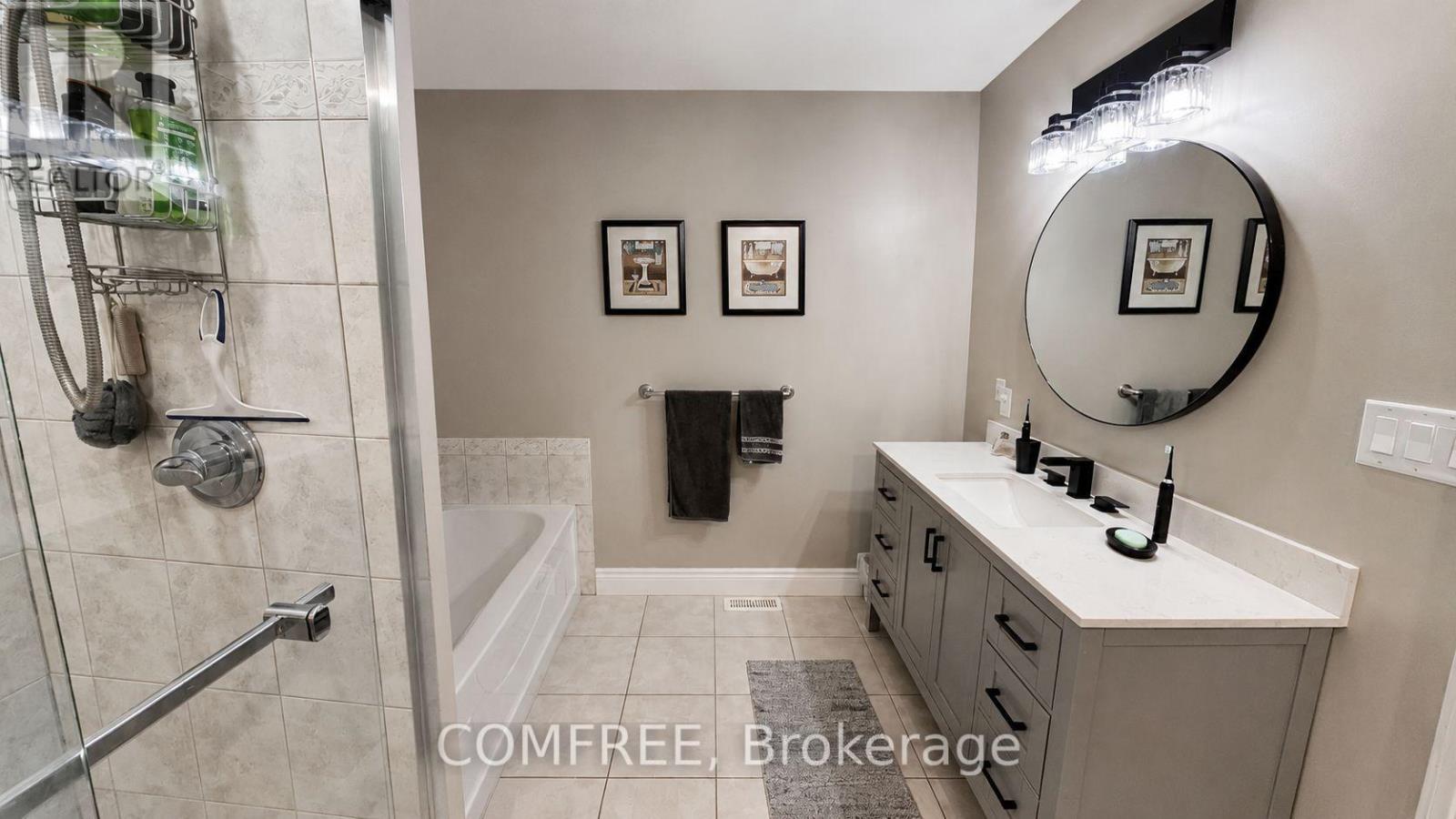 #14 3823 TURNBERRY LANE - 19