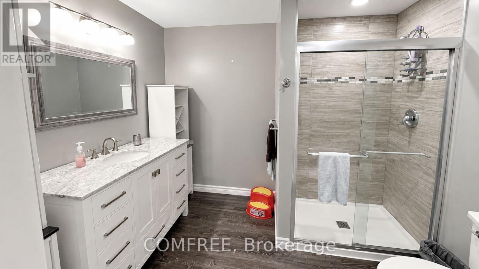 #14 3823 TURNBERRY LANE - 24