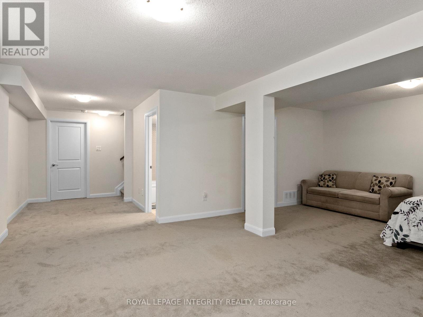 3 Bed, 4 Bath House for Sale in Ottawa – 168 MAYNOOTH COURT, Ottawa – MLS# X13756526 - Image 17