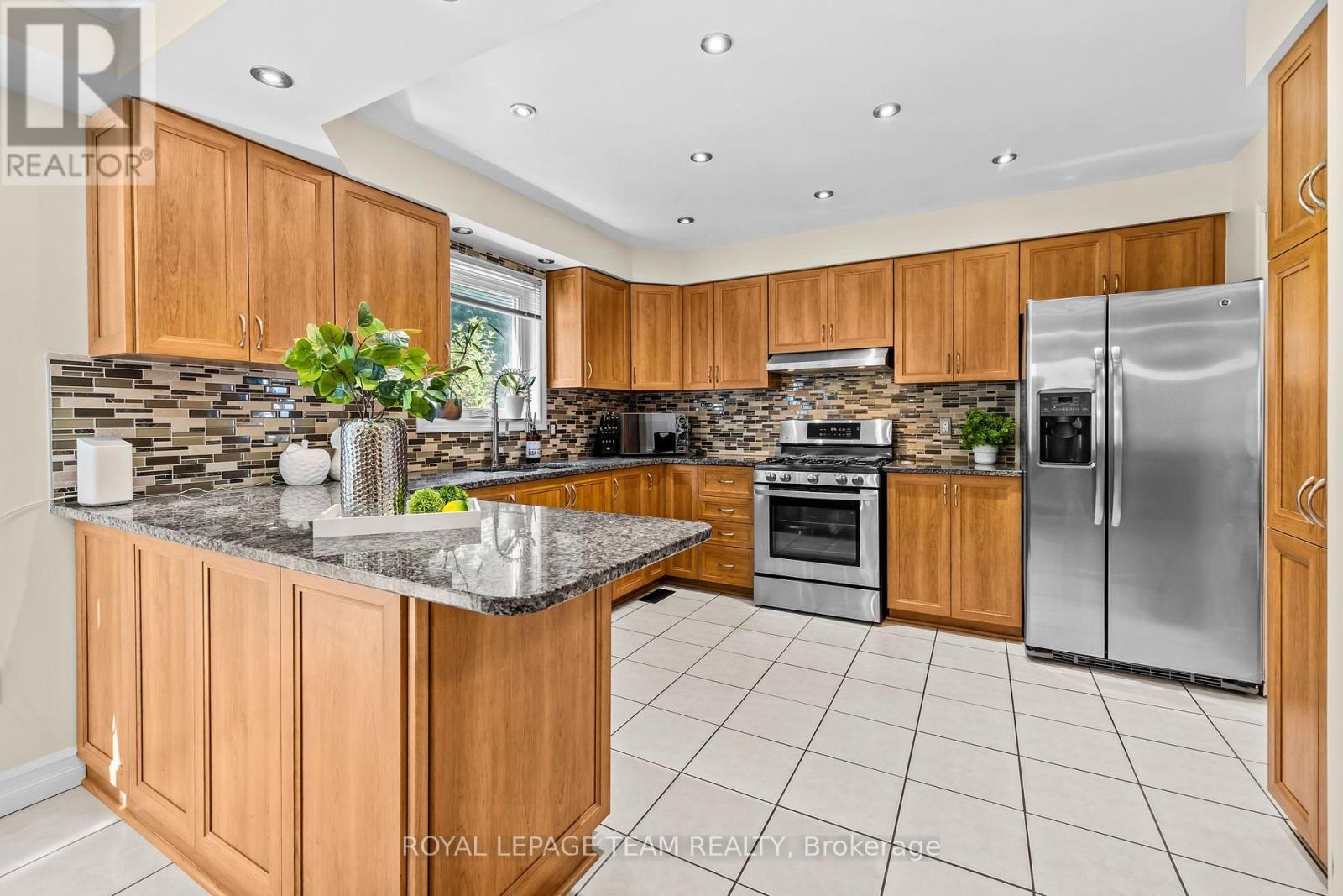 1040 KARSH DRIVE - Image 12