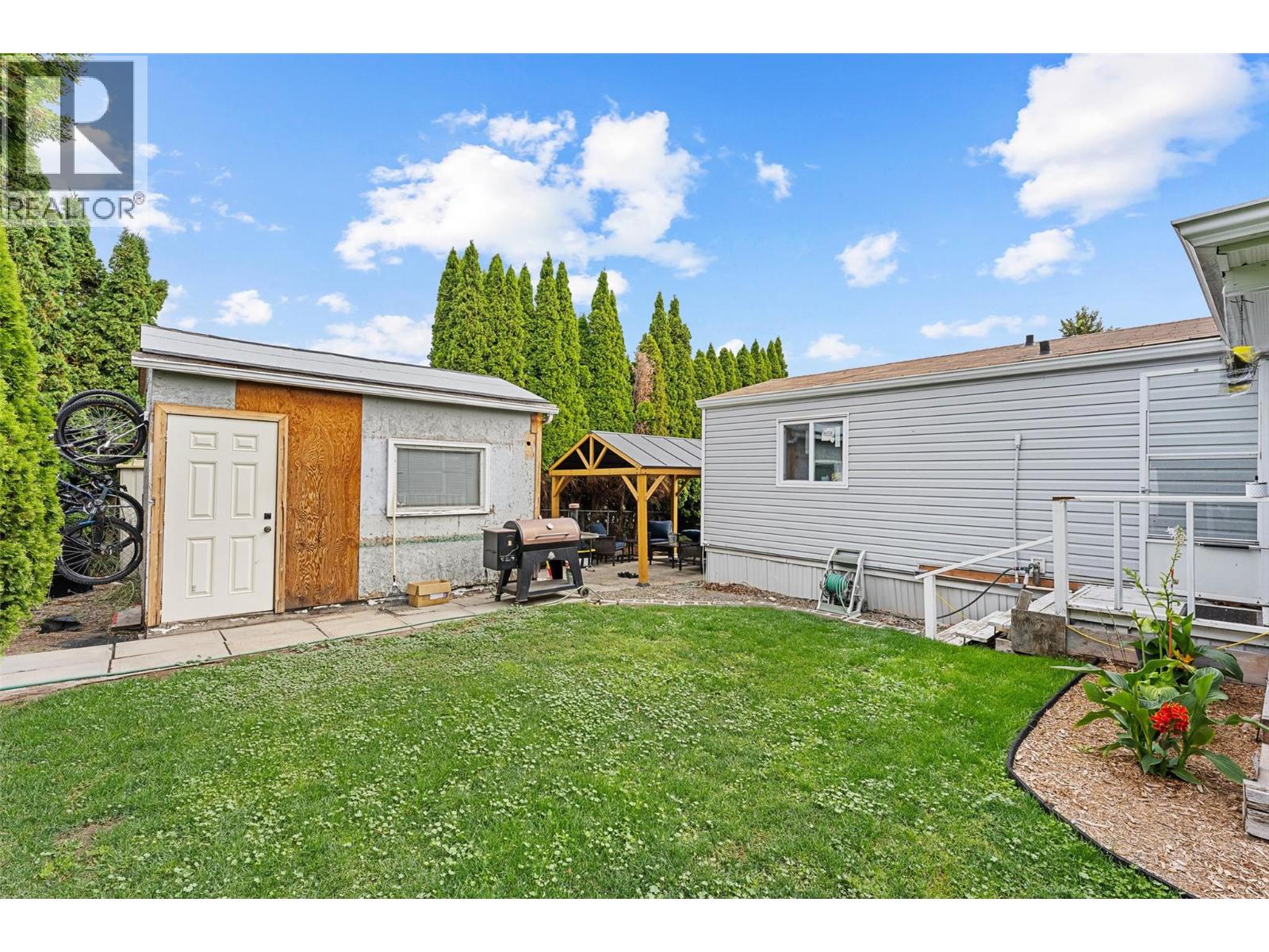 47 3381 Village Green Way, Westbank