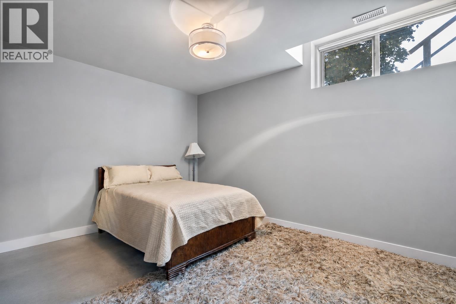 1555 Kicking Horse Way - Image 34