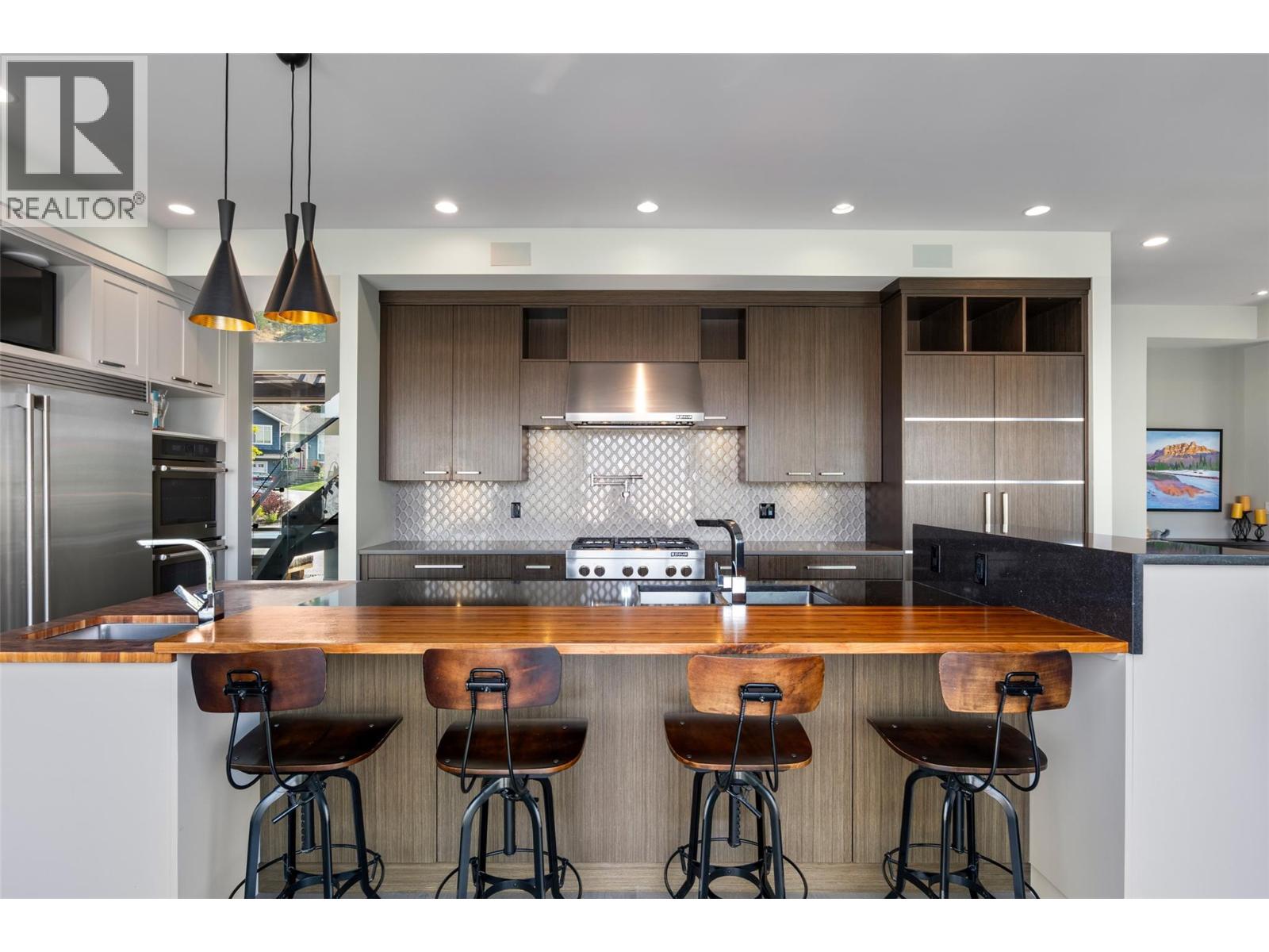 1555 Kicking Horse Way - Image 7