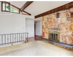 Family room - 6860 Mark Lane, Central Saanich, BC V9E2A1 Photo 6