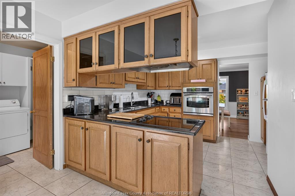 2477 MARK AVENUE - Image 16