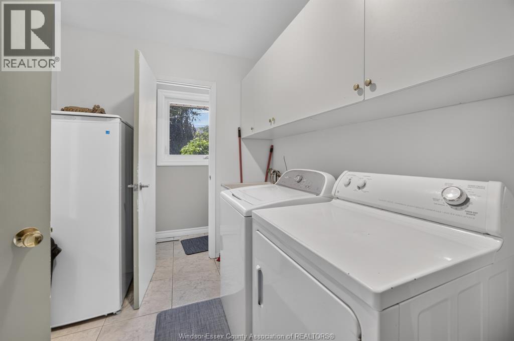 2477 MARK AVENUE - Image 22