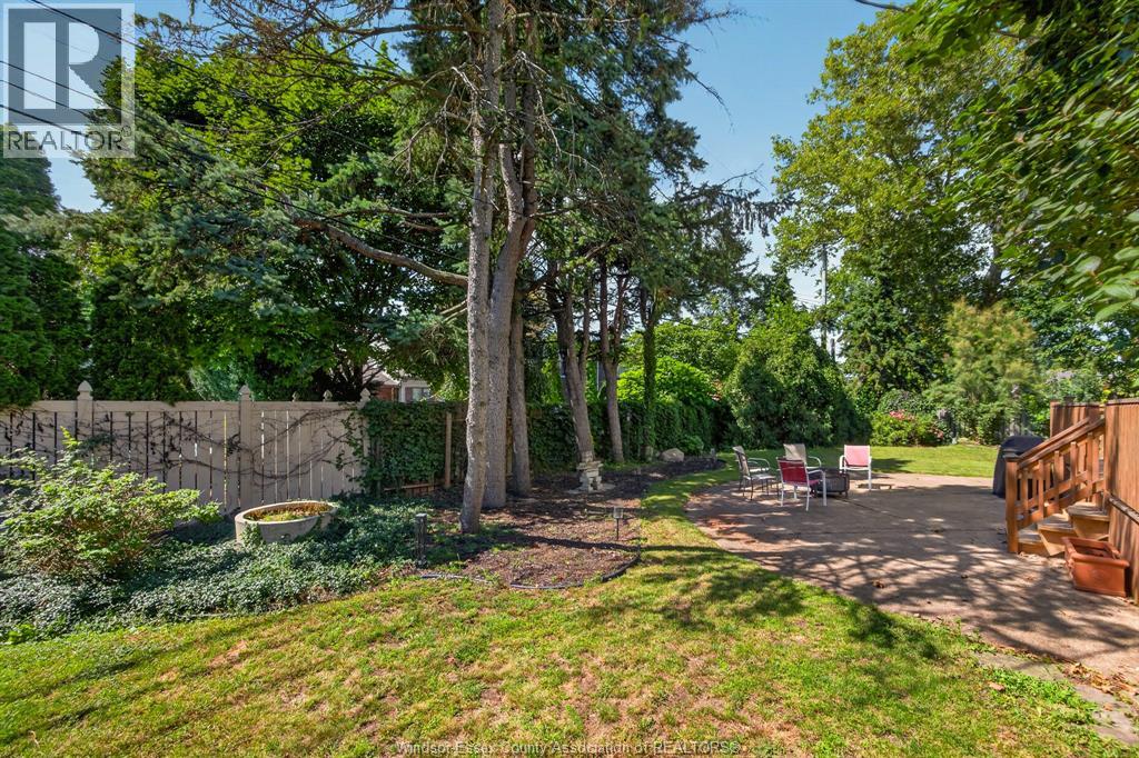 2477 MARK AVENUE - Image 35