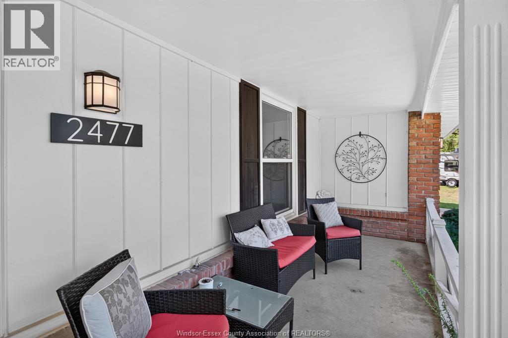 2477 MARK AVENUE - Image 4