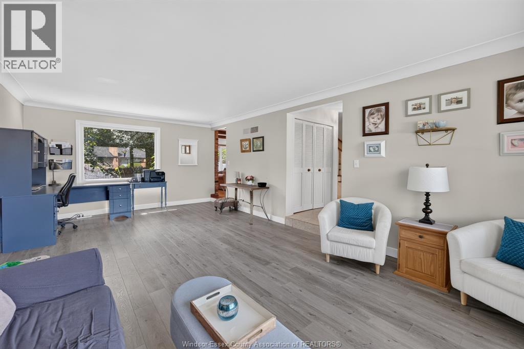 2477 MARK AVENUE - Image 8