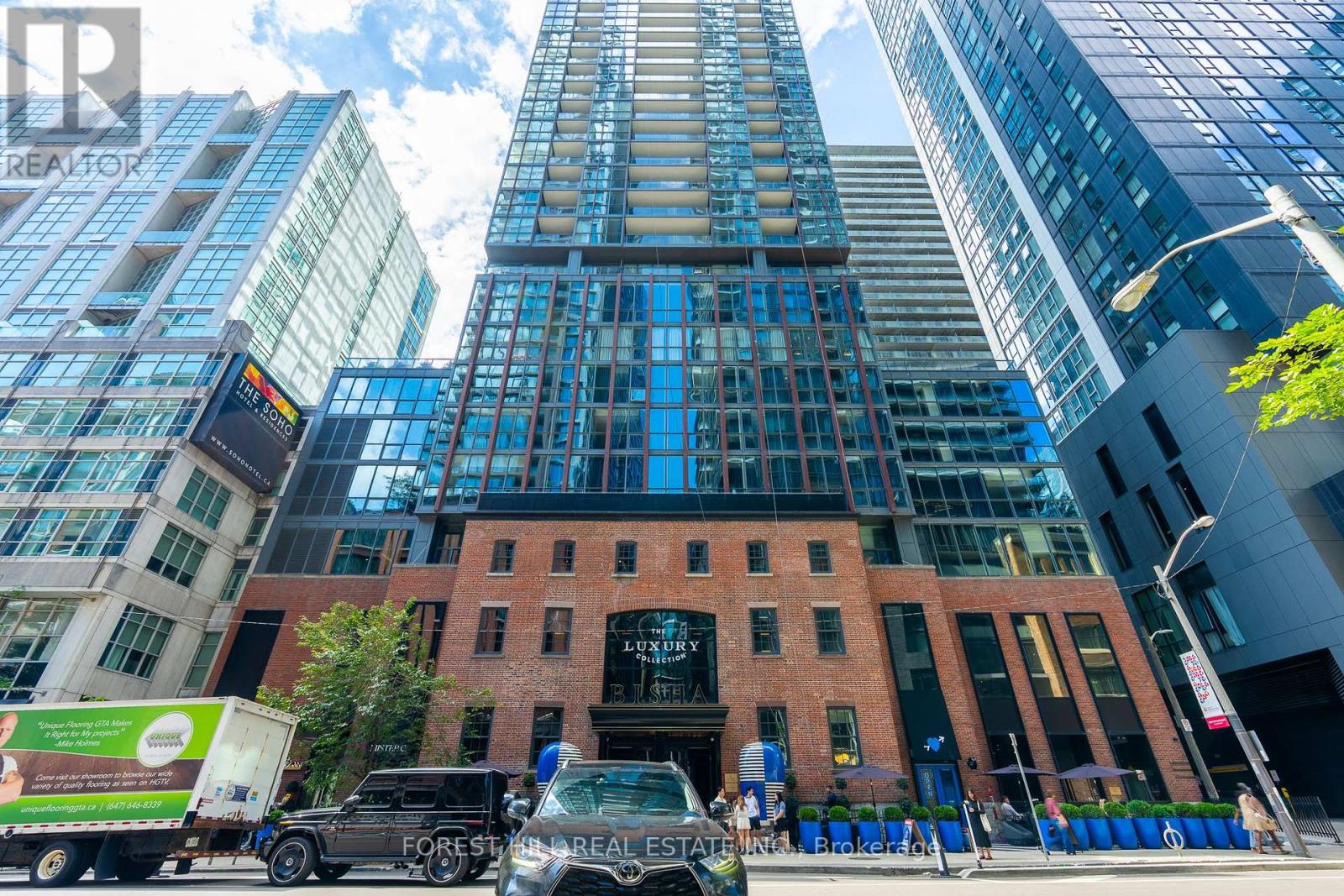 Photo of 88 Blue Jays Way