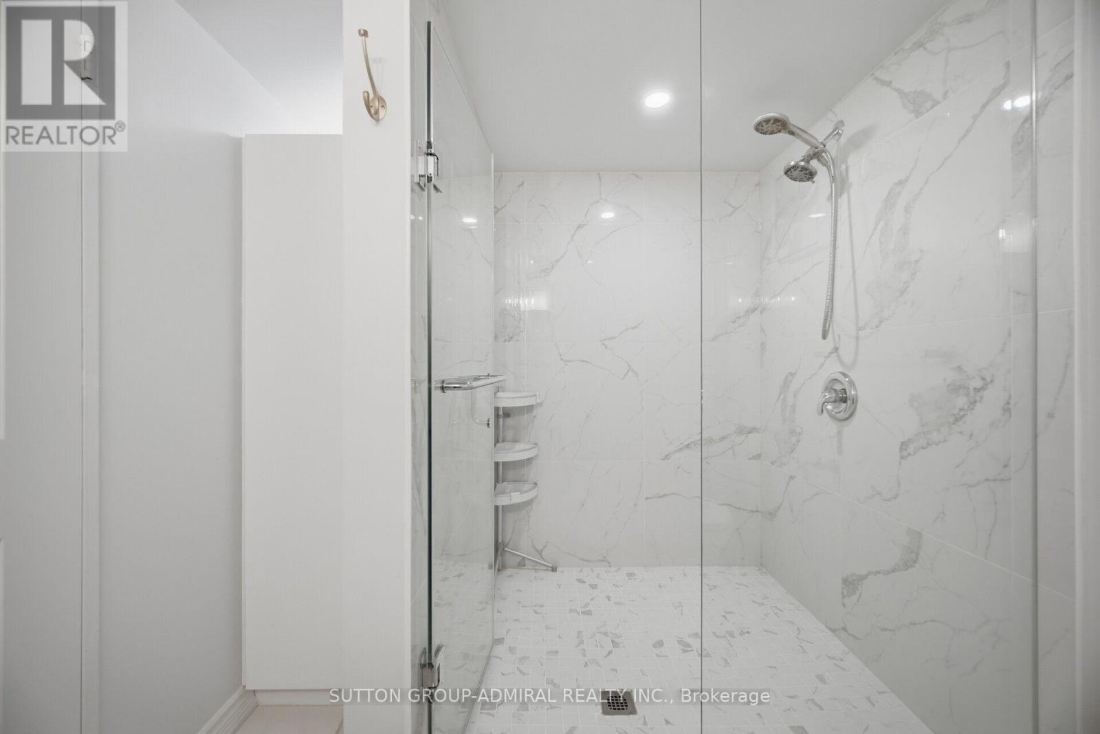 #501 5460 YONGE STREET - 26