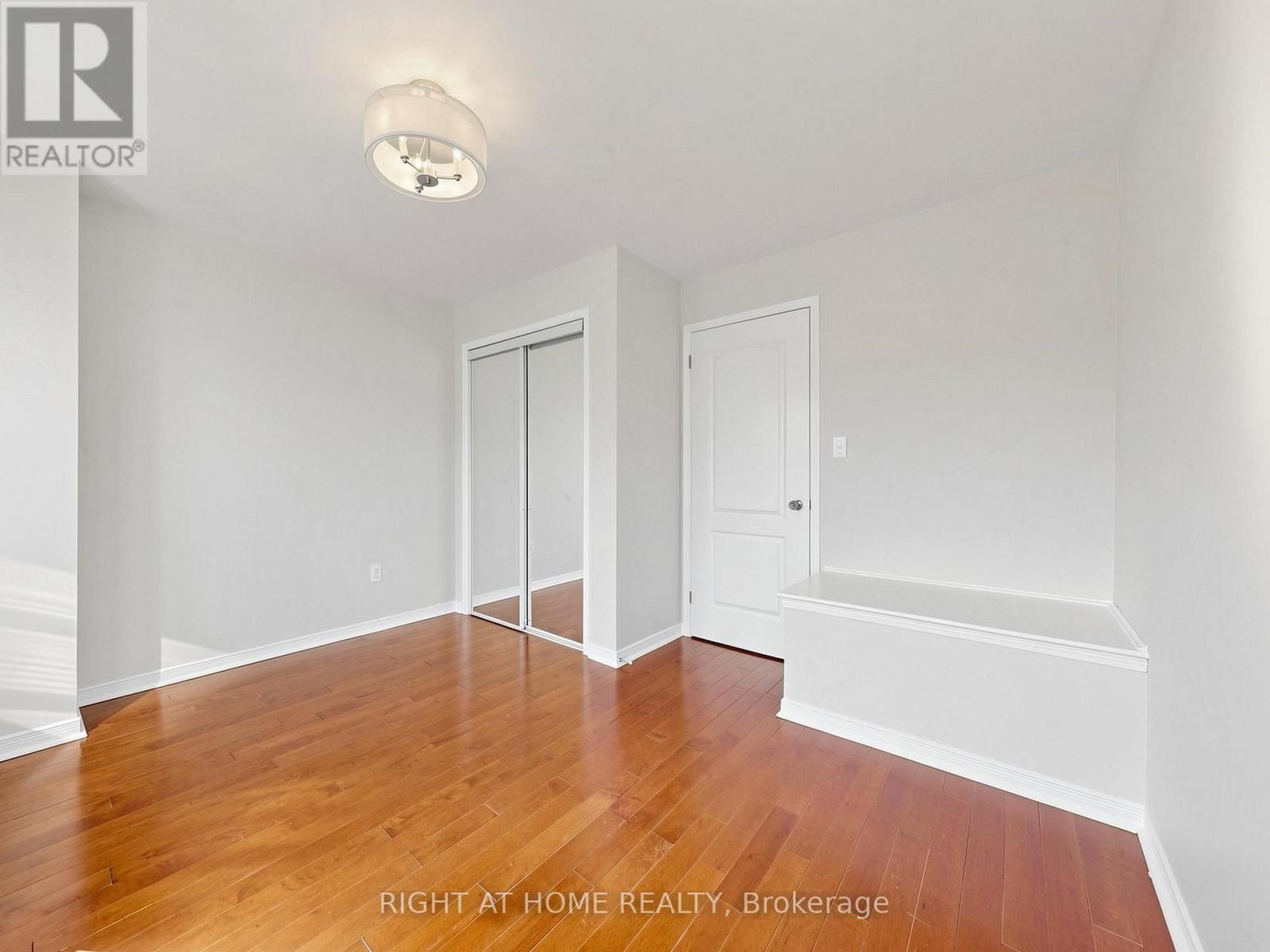 #A50 108 FINCH AVENUE W - Image 31