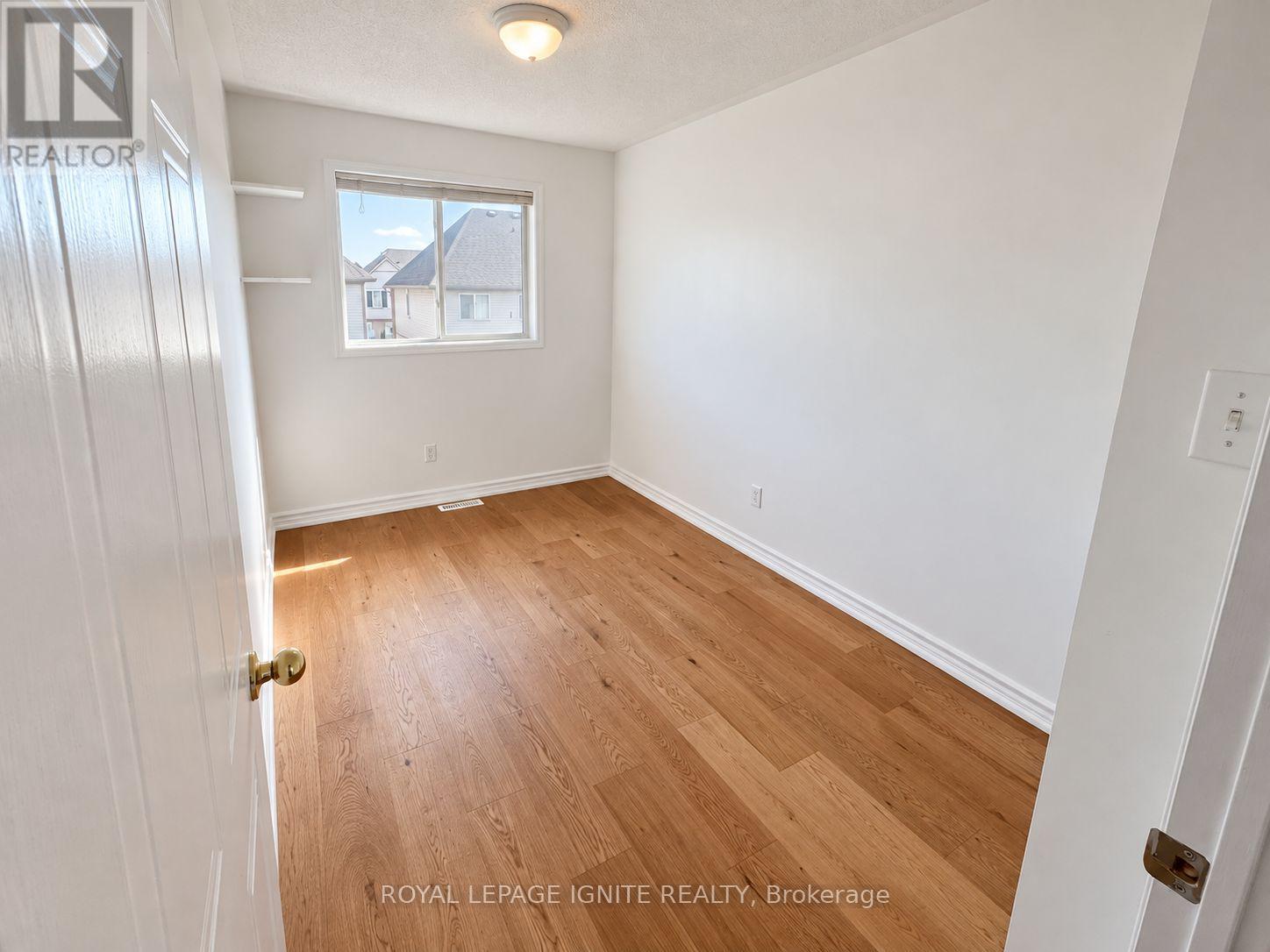 15 MCGONIGAL LANE, Ajax (Central) — photo 9