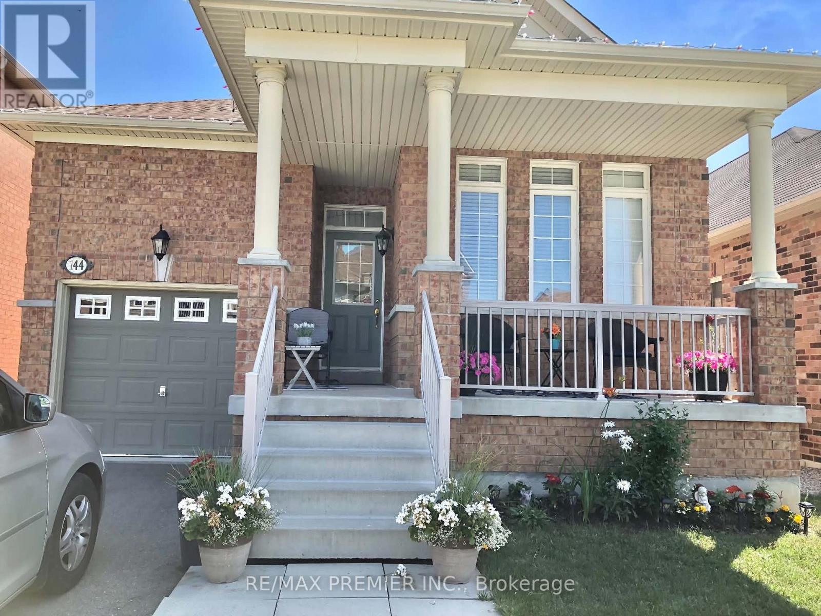 Listing photo of 144 GREENVIEW CIRCLE