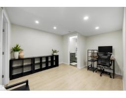 728 173 St Sw, Edmonton, AB T6W0M4 Photo 33