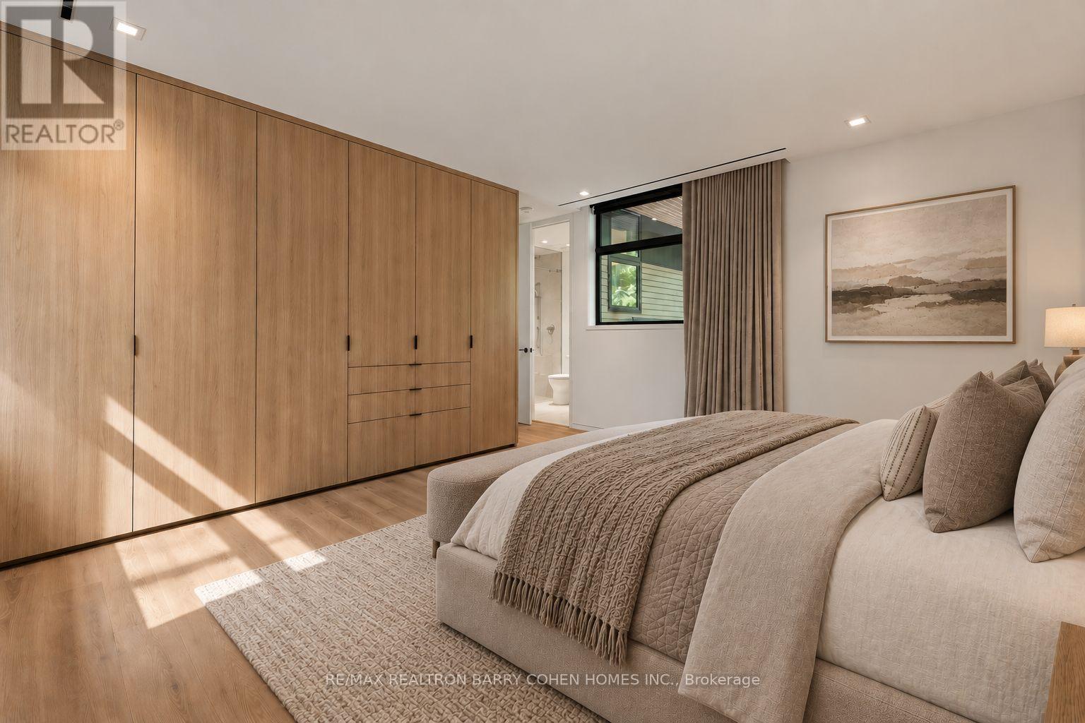 10 TRAILWOOD CRESCENT - 29