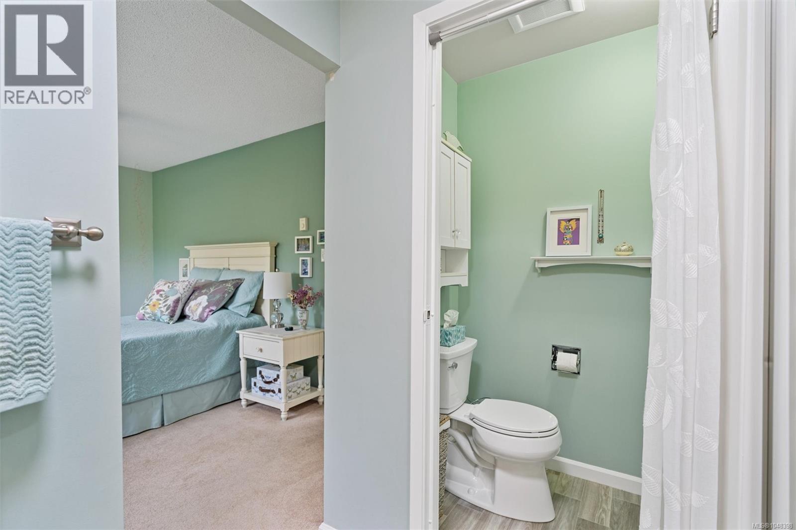 #7 3060 Harriet Rd - 17
