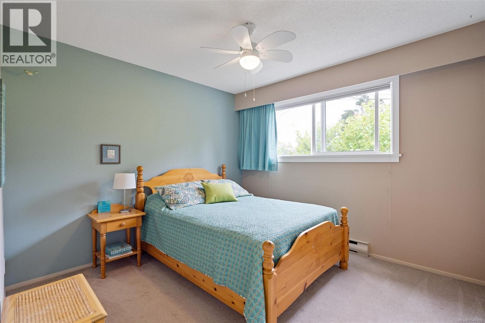 7 3060 Harriet Road, Saanich