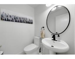 #17 3520 60 St Nw, Edmonton, AB T6L6H5 Photo 12