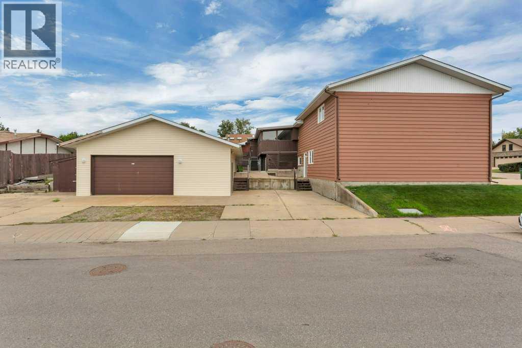 3 Goodacre Close - 34