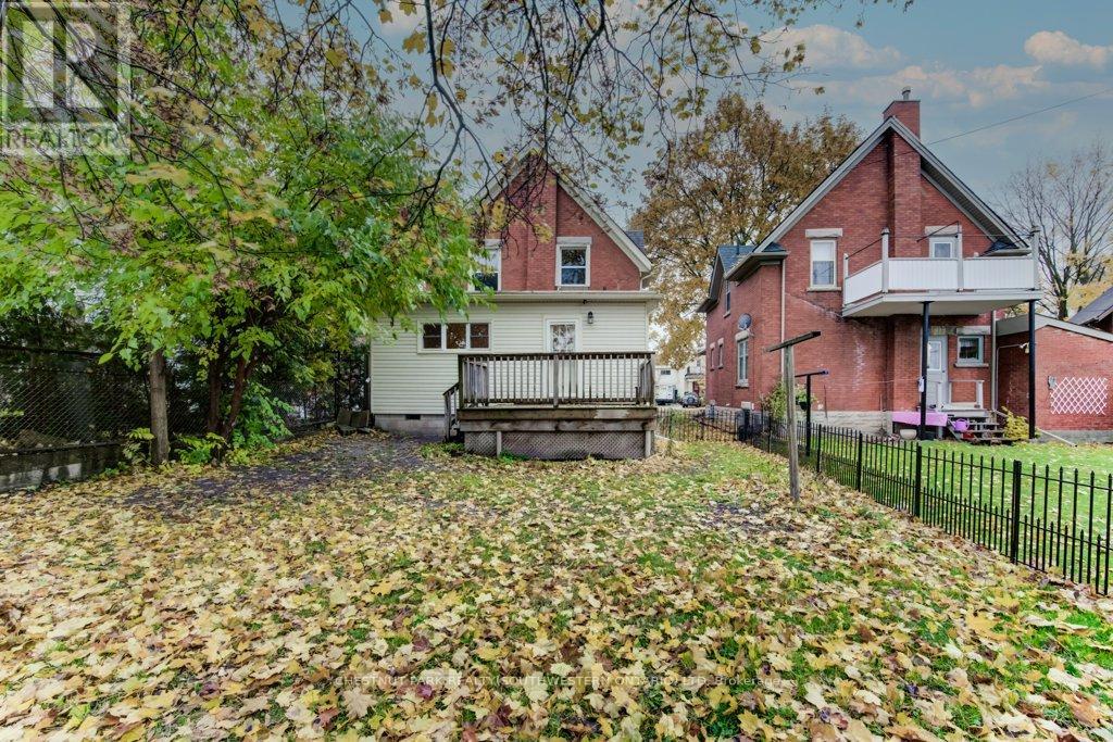 26 ST. LEGER STREET - 39