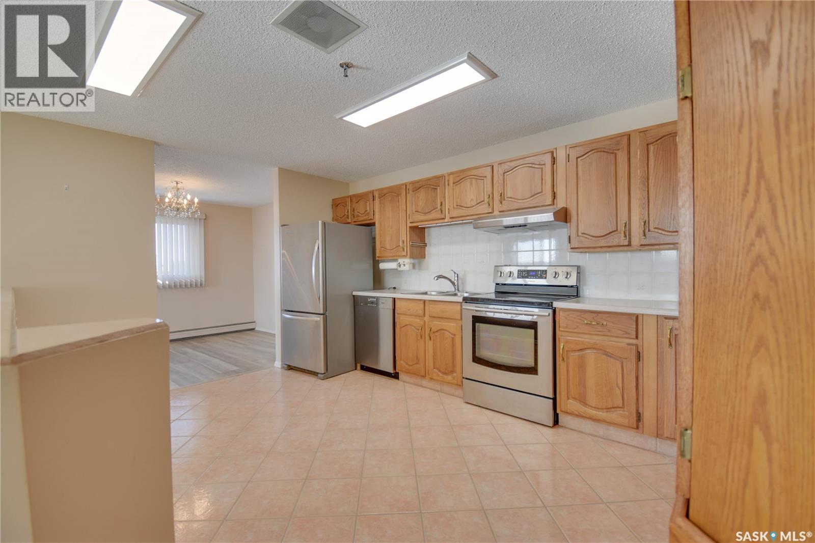 #1003 510 5th AVENUE N - 8