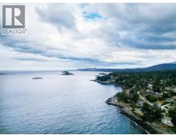 Entrance - 3610 Outrigger Rd, Nanoose Bay, BC V9P9H3 Photo 6