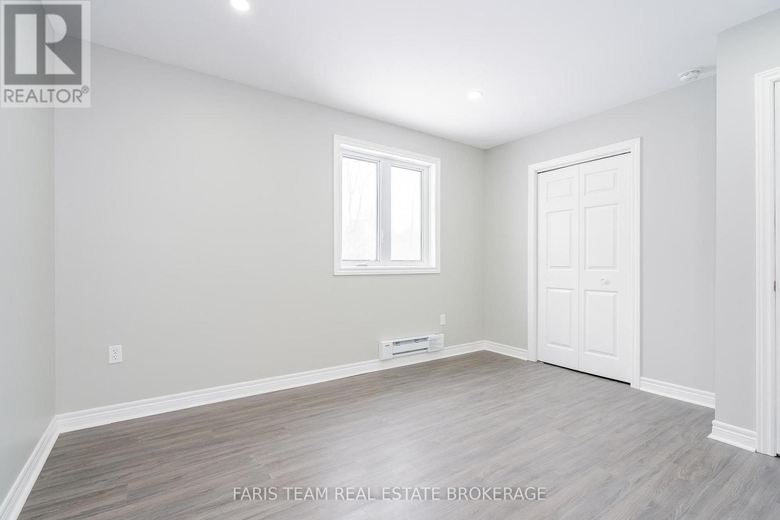 3554 JOHN STREET - Image 19
